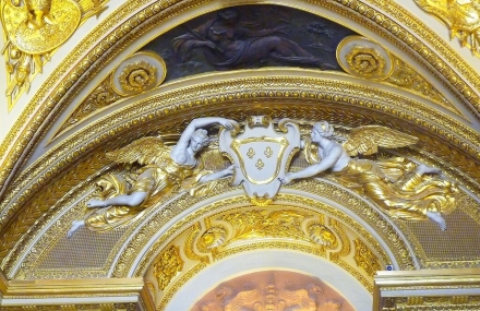 Royal Palace picture